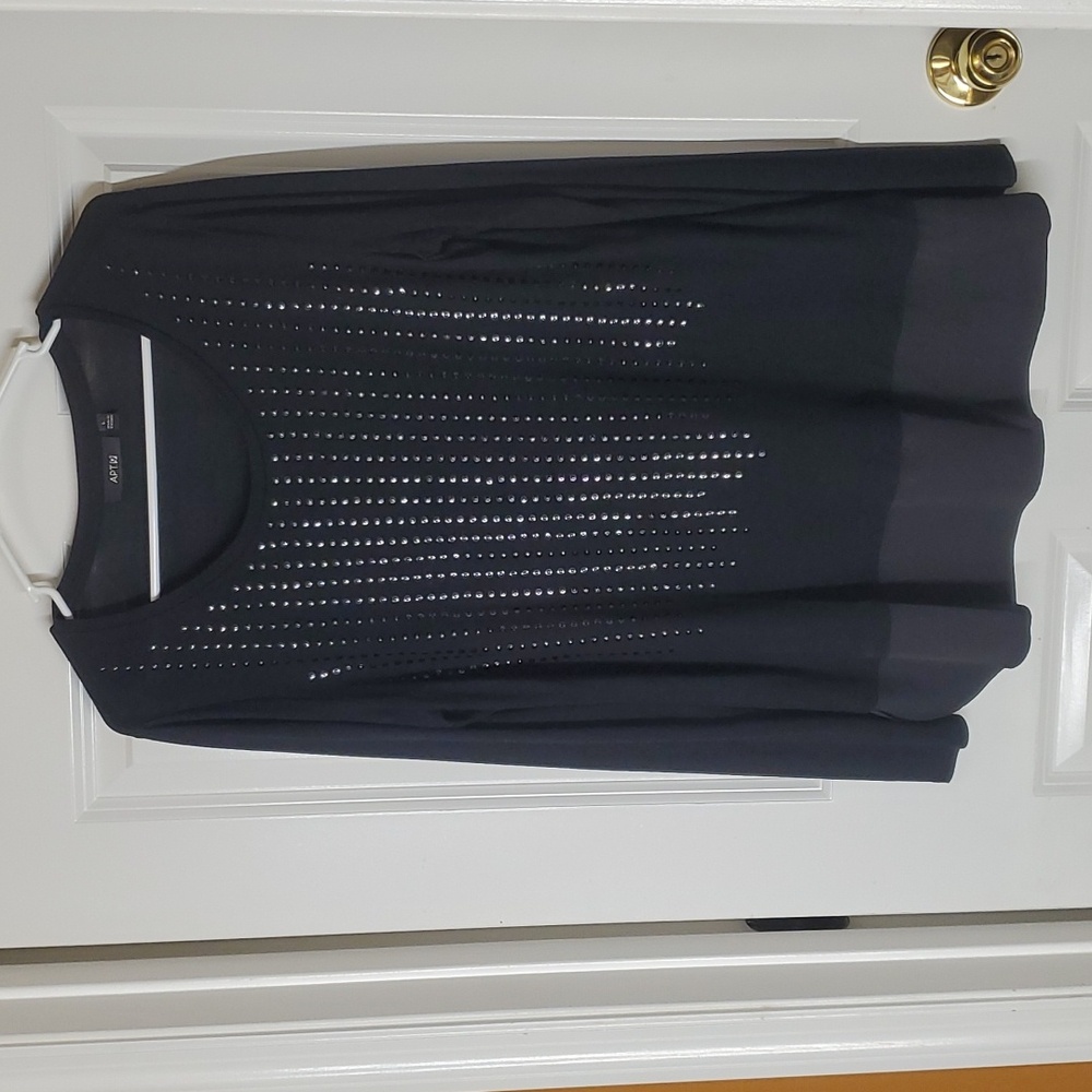 NWOT APT.9 Size L women's long-sleeved sequined tunic - black